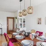 Charysma - Weserufer, Stylish, Schlafzimmer Mit Smart-tv, 2 Parkplaetze Lägenhet Hamelin