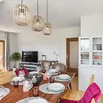 Charysma - Weserufer, Stylish, Schlafzimmer Mit Smart-tv, 2 Parkplaetze Хамельн