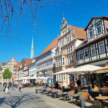 Charysma - Weserufer, Stylish, Schlafzimmer Mit Smart-tv, 2 Parkplaetze Hamelin