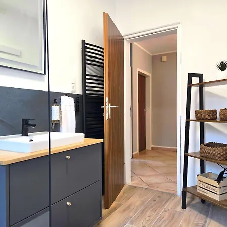 Charysma - Weserufer, Stylish, Schlafzimmer Mit Smart-tv, 2 Parkplaetze Апартаменты *